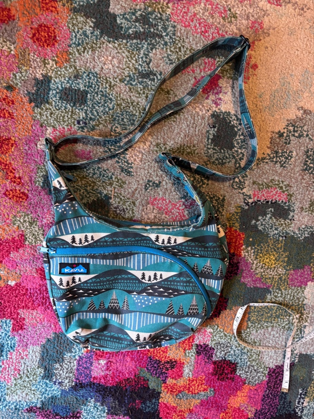 Kavu Teal and Black Scenic Print Crossbody Bag
